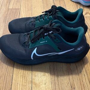 New York Jets Sneakers Nike Pegasus 40 Black and Green